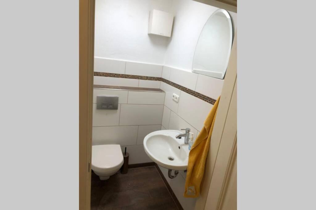 Gemütliche 3-ZKB WC SouterrainWohnung in Bestlage Hamburgo Exterior foto