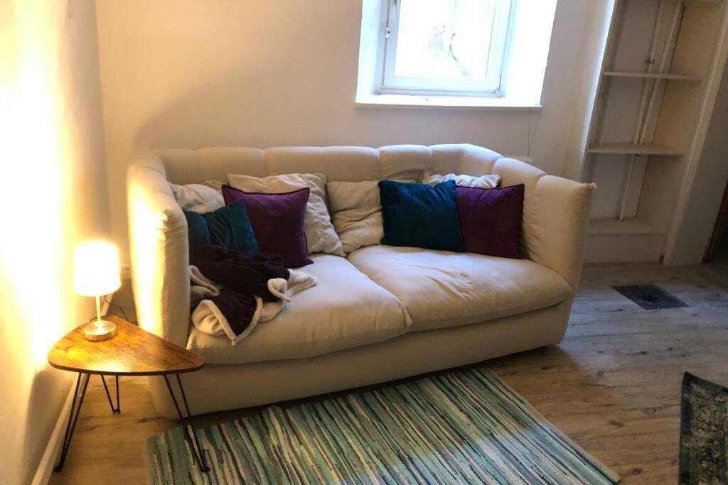 Gemütliche 3-ZKB WC SouterrainWohnung in Bestlage Hamburgo Exterior foto