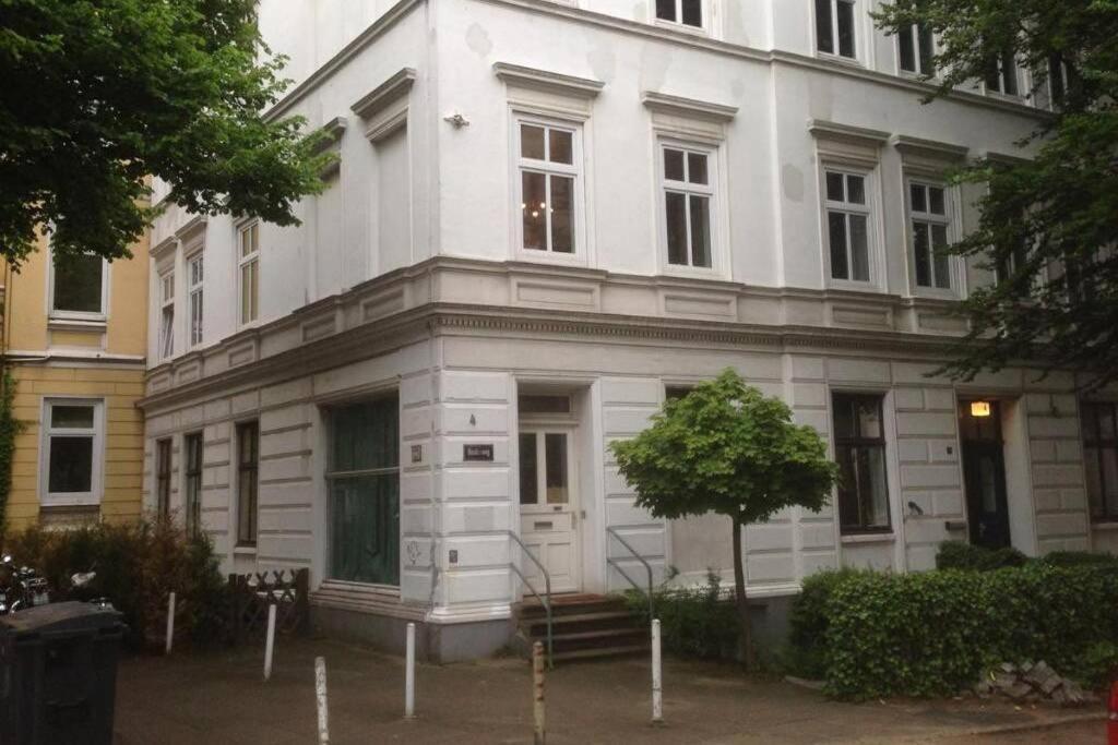 Gemütliche 3-ZKB WC SouterrainWohnung in Bestlage Hamburgo Exterior foto