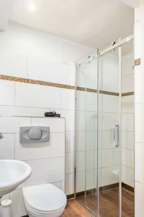 Gemütliche 3-ZKB WC SouterrainWohnung in Bestlage Hamburgo Exterior foto