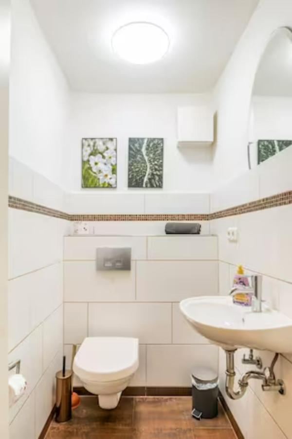 Gemütliche 3-ZKB WC SouterrainWohnung in Bestlage Hamburgo Exterior foto