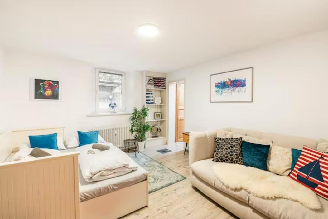 Gemütliche 3-ZKB WC SouterrainWohnung in Bestlage Hamburgo Exterior foto